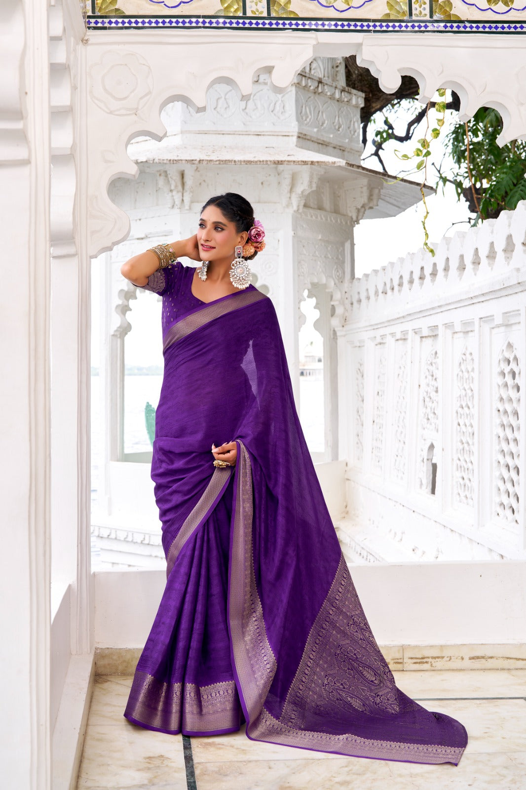 Chinon purple saree